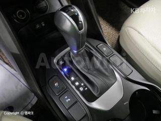2017 HYUNDAI  MAXCRUZ DIESEL(E-VGT)R2.2 2WD EXCLUSIVE 6 SEATS - 12