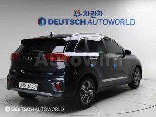 KNACE81CGLA322819 2020 KIA  NIRO 1.6 HEV NOBLESSE SPECIAL-1