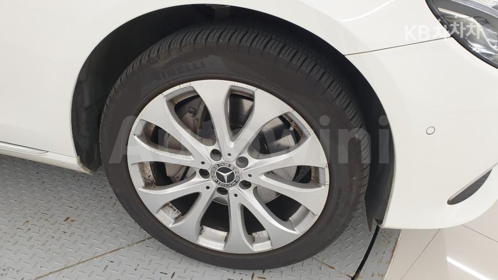 2020 MERCEDES BENZ E CLASS W213 E300 4MATIC EXCLUSIVE - 9
