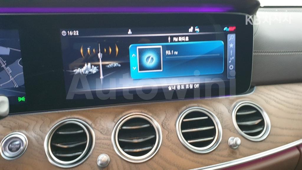 2020 MERCEDES BENZ E CLASS W213 E300 4MATIC EXCLUSIVE - 22