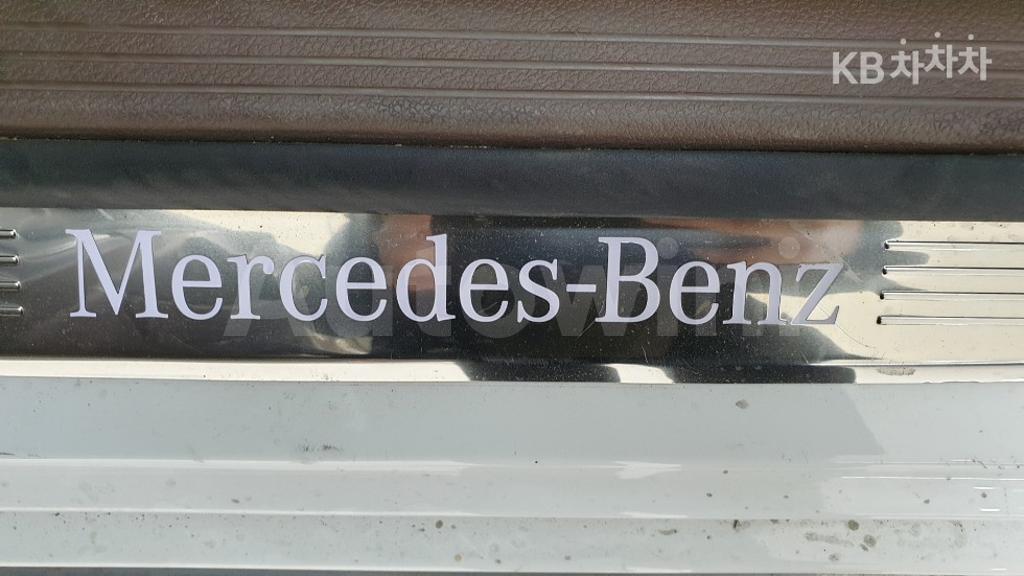 2020 MERCEDES BENZ E CLASS W213 E300 4MATIC EXCLUSIVE - 24