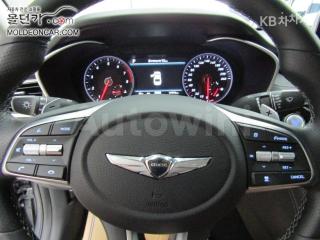 2020 GENESIS G70 2.0T ELITE - 11