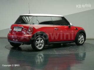 WMWSW5102CT470825 2012 MINI COOPER D 2.0 SE-2