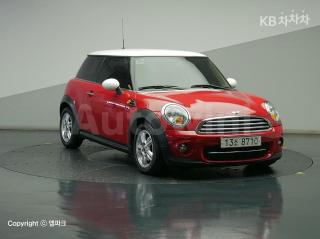 WMWSW5102CT470825 2012 MINI COOPER D 2.0 SE-3