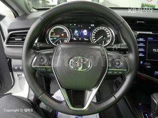 2019 TOYOTA CAMRY 2.5 HYBRID XLE - 8