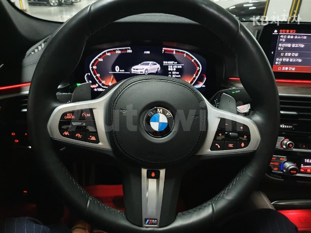 2020 BMW  5SERIES G30  530I M SPORT PLUS - 8