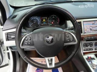 2015 JAGUAR XF 3.0D PREMIUM X250(11~) - 8