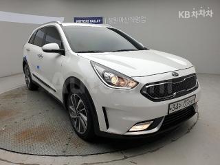KNACB81CGHA003594 2017 KIA  NIRO 1.6 HEV PRESTIGE-0
