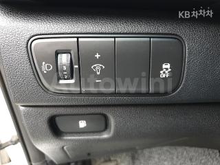 2017 KIA  NIRO 1.6 HEV PRESTIGE - 9