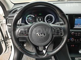 2017 KIA  NIRO 1.6 HEV PRESTIGE - 11