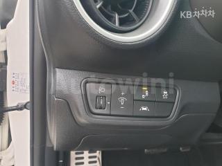 2019 KIA  K3 GT 1.6 T-GDI 5 DOOR PLUS - 13