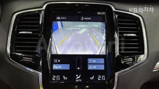 2017 VOLVO XC90 D5 MOMENTUM - 21