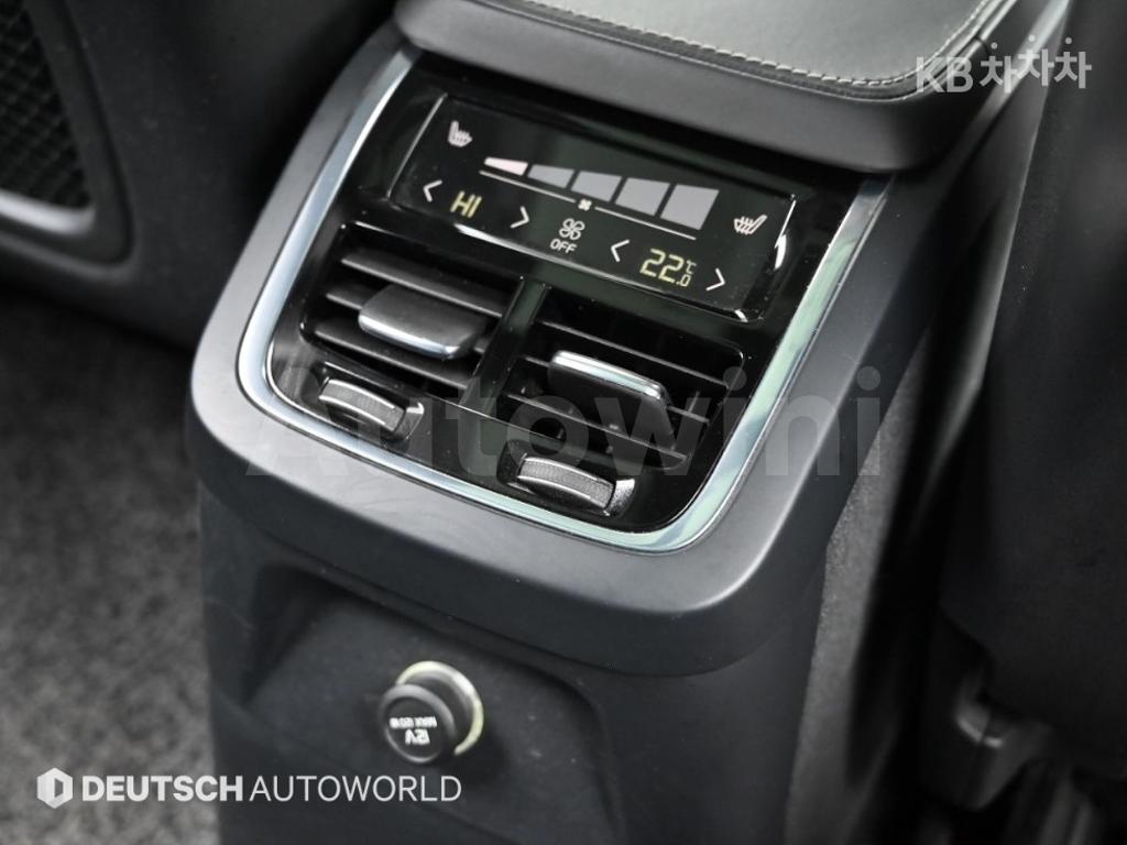 2017 VOLVO XC90 T8 INSCRIPTION - 17
