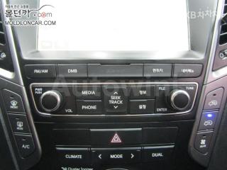 2016 HYUNDAI MAXCRUZ DIESEL(E-VGT)2.2 2WD EXCLUSIVE 7 SEATS SPECIAL - 11