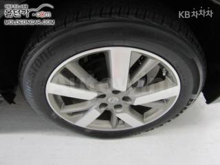 2016 NISSAN PATHFINDER 3.5 4WD LE - 8