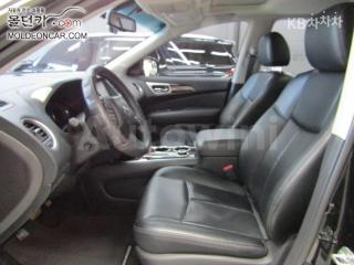 2016 NISSAN PATHFINDER 3.5 4WD LE - 9