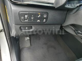 2018 KIA  NIRO 1.6 HEV PRESTIGE - 8