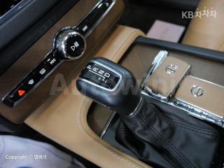2017 VOLVO XC90 D5 INSCRIPTION - 14