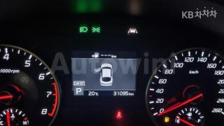 2020 KIA STINGER 2.0 TURBO 2WD PLATINUM - 11