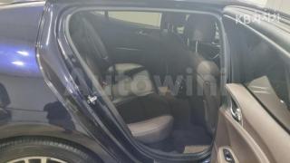 2020 KIA STINGER 2.0 TURBO 2WD PLATINUM - 19
