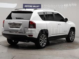 1C4NJDCB2HD170663 2017 JEEP COMPASS 2.4 4WD LIMITED(11년~현재)-4