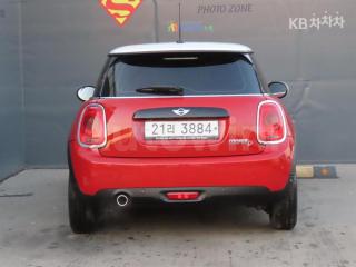WMWXY3103JTE26854 2018 MINI COOPER D 2.0 BASIC-2