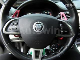 2012 JAGUAR XF 2.2D LUXURY - 12