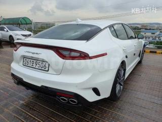 KNAE351ABLS085695 2020 KIA STINGER 2.0 TURBO 2WD PLATINUM-3
