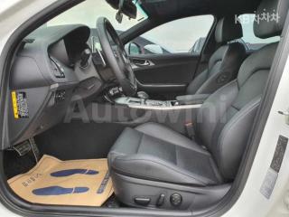 2020 KIA STINGER 2.0 TURBO 2WD PLATINUM - 8
