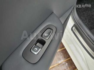 2020 KIA STINGER 2.0 TURBO 2WD PLATINUM - 16