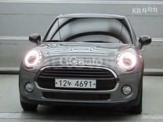 WMWXV3106JTE91965 2018 MINI COOPER D 1.5 BASIC-1