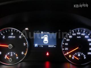2019 KIA THE BOLD 2.0 DIESEL 2WD LUXURY - 9