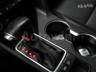 2019 KIA THE BOLD 2.0 DIESEL 2WD LUXURY - 12