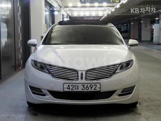 3LN6L2J92FR623621 2015 LINCOLN MKZ 2.0L GTDI RESERVE 300A AWD-1