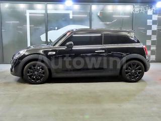 WMWXP7100K2L16584 2019 MINI COOPER S 1.6 BASIC-2