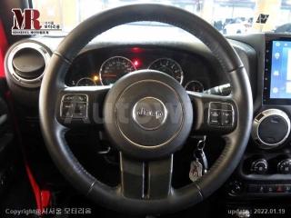 2017 JEEP WRANGLER 3.6 루비콘 4 DOOR JK(07년~현재) - 8