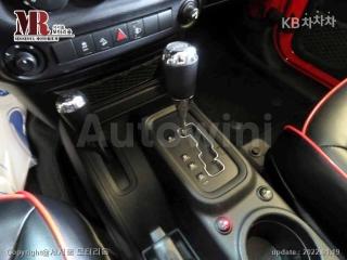 2017 JEEP WRANGLER 3.6 루비콘 4 DOOR JK(07년~현재) - 11
