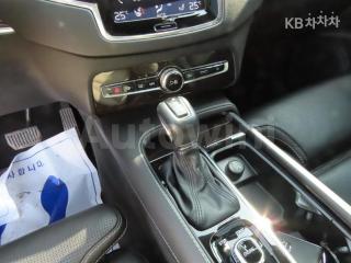 2017 VOLVO XC90 T6 INSCRIPTION - 10