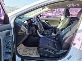 2016 HYUNDAI AVANTE MD ELANTRA M16 GDI STYLE - 11