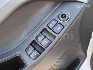 2016 HYUNDAI AVANTE MD ELANTRA M16 GDI STYLE - 13