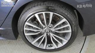2020 KIA STINGER 2.0 TURBO 2WD PLATINUM - 8