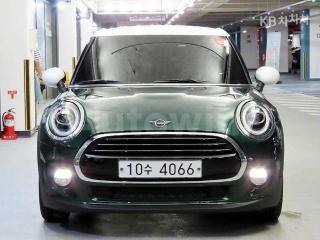 WMWXU1100K2H34801 2019 MINI COOPER 1.5 BASIC-1