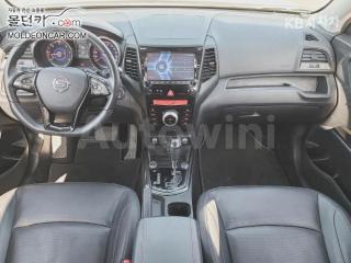 KPBXM3AP1HP123823 2017 SSANGYONG TIVOLI AIR 4WD RX-4