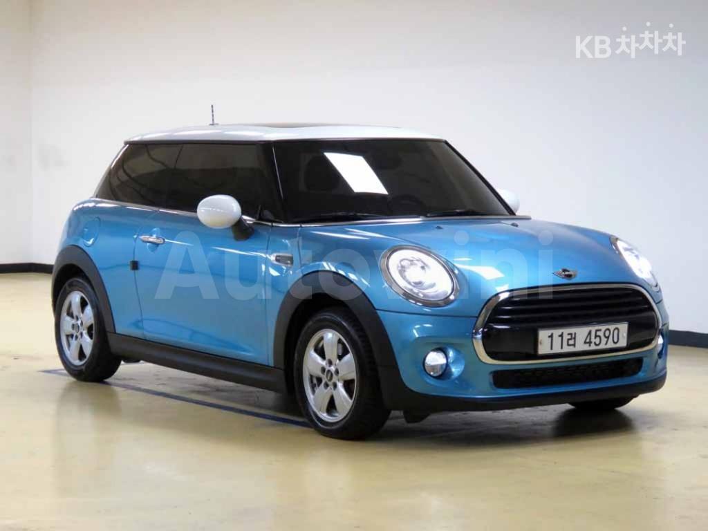 WMWXN3101J2E02079 2018 MINI COOPER D 1.5 BASIC-1