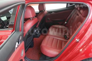 2020 KIA STINGER 3.3 TURBO 2WD 마스터즈 - 7