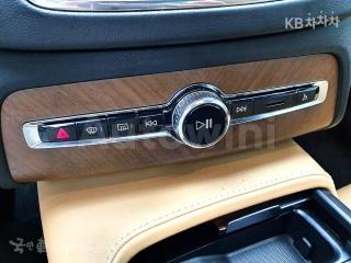 2017 VOLVO XC90 T6 INSCRIPTION - 12