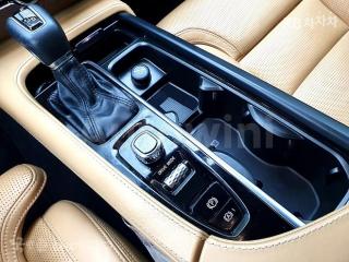 2017 VOLVO XC90 T6 INSCRIPTION - 13