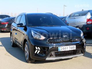 KNACA81CGLA416707 2020 KIA NIRO 1.6 LUXURY-1