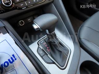 2020 KIA NIRO 1.6 LUXURY - 11