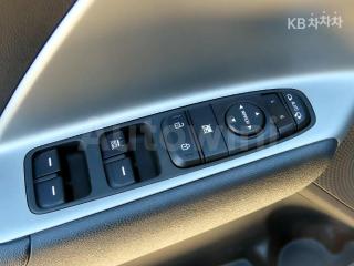 2020 KIA NIRO 1.6 LUXURY - 12
